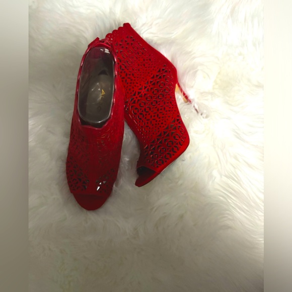 Red Aldo Stilettos • Ankle High • Sandle/Boot • Very Sexy - Picture 4 of 10